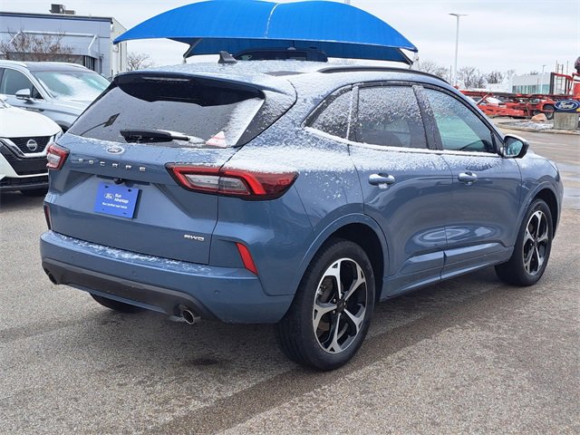 Certified 2024 Ford Escape ST-Line Select w/ Tech Pack #2 image 5