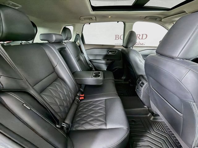 Used 2022 Nissan Rogue Platinum AWD/4WD image 33