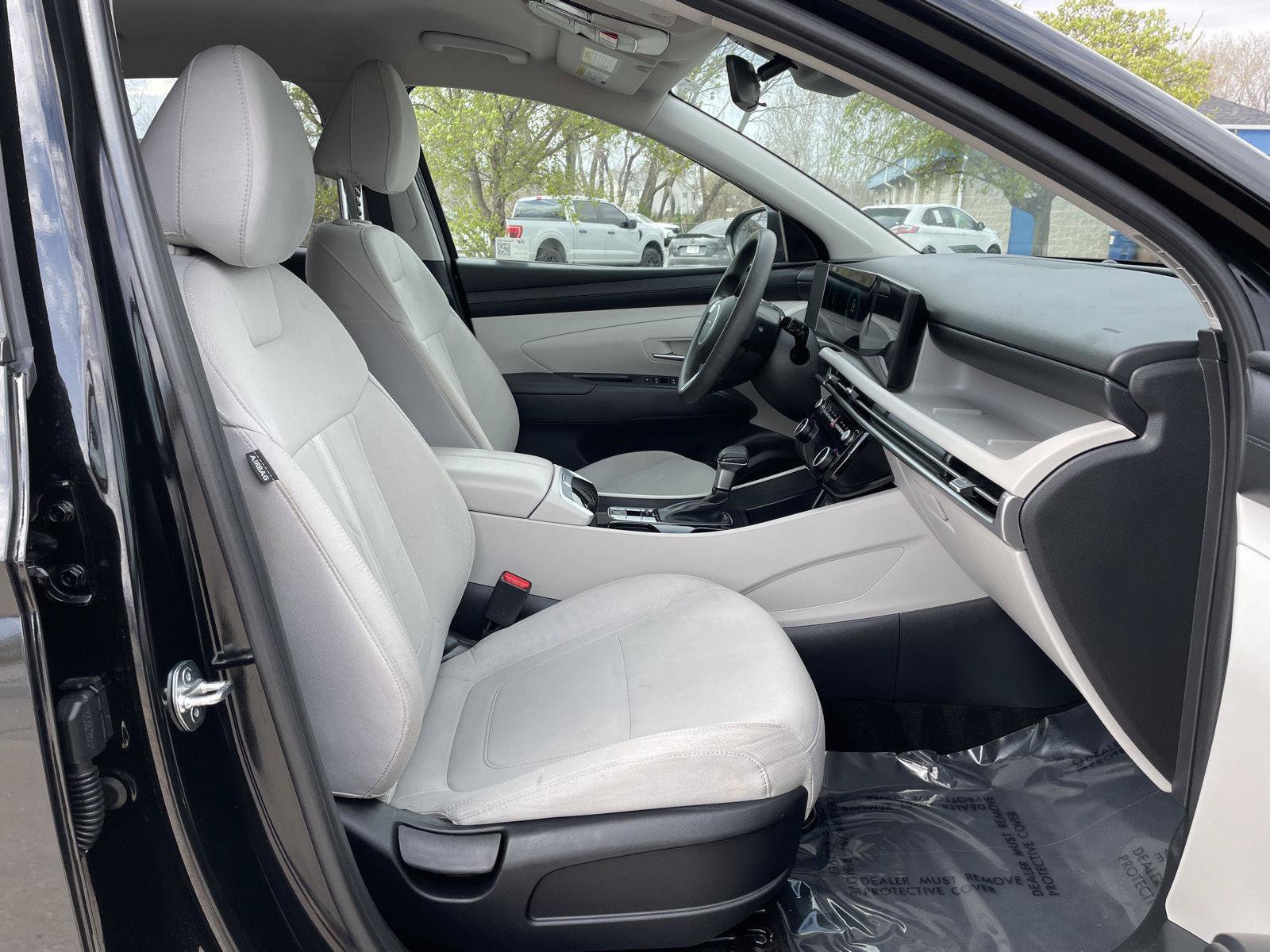 Used 2025 Hyundai Tucson SEL AWD/4WD image 19