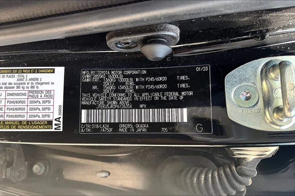 Used 2023 Toyota 4Runner Limited AWD/4WD image 16