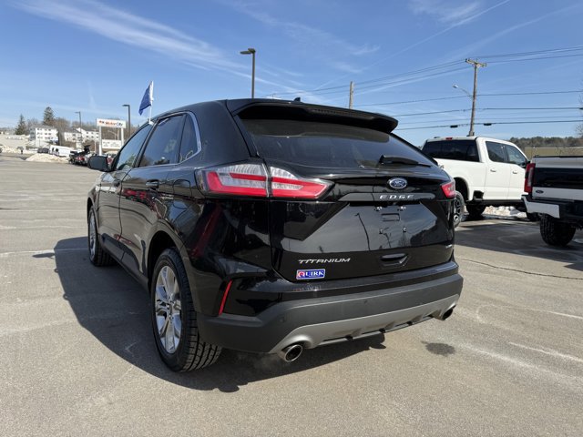 Certified 2024 Ford Edge Titanium image 5