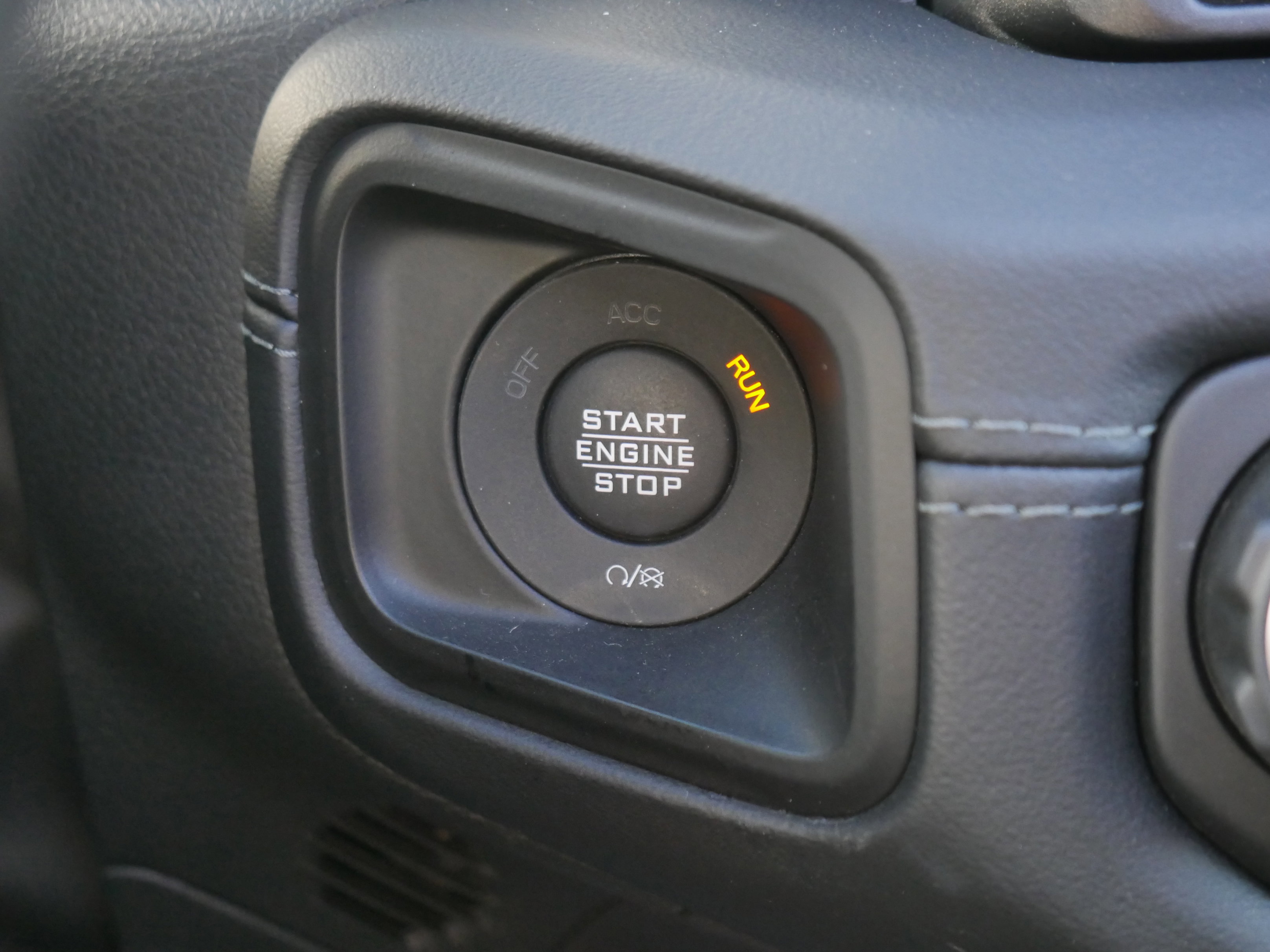 Used 2024 Jeep Wrangler High Altitude image 15