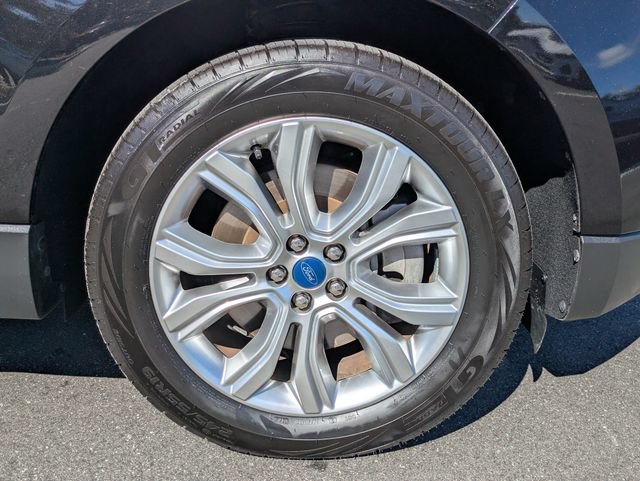 Certified 2022 Ford Edge Titanium AWD/4WD image 11