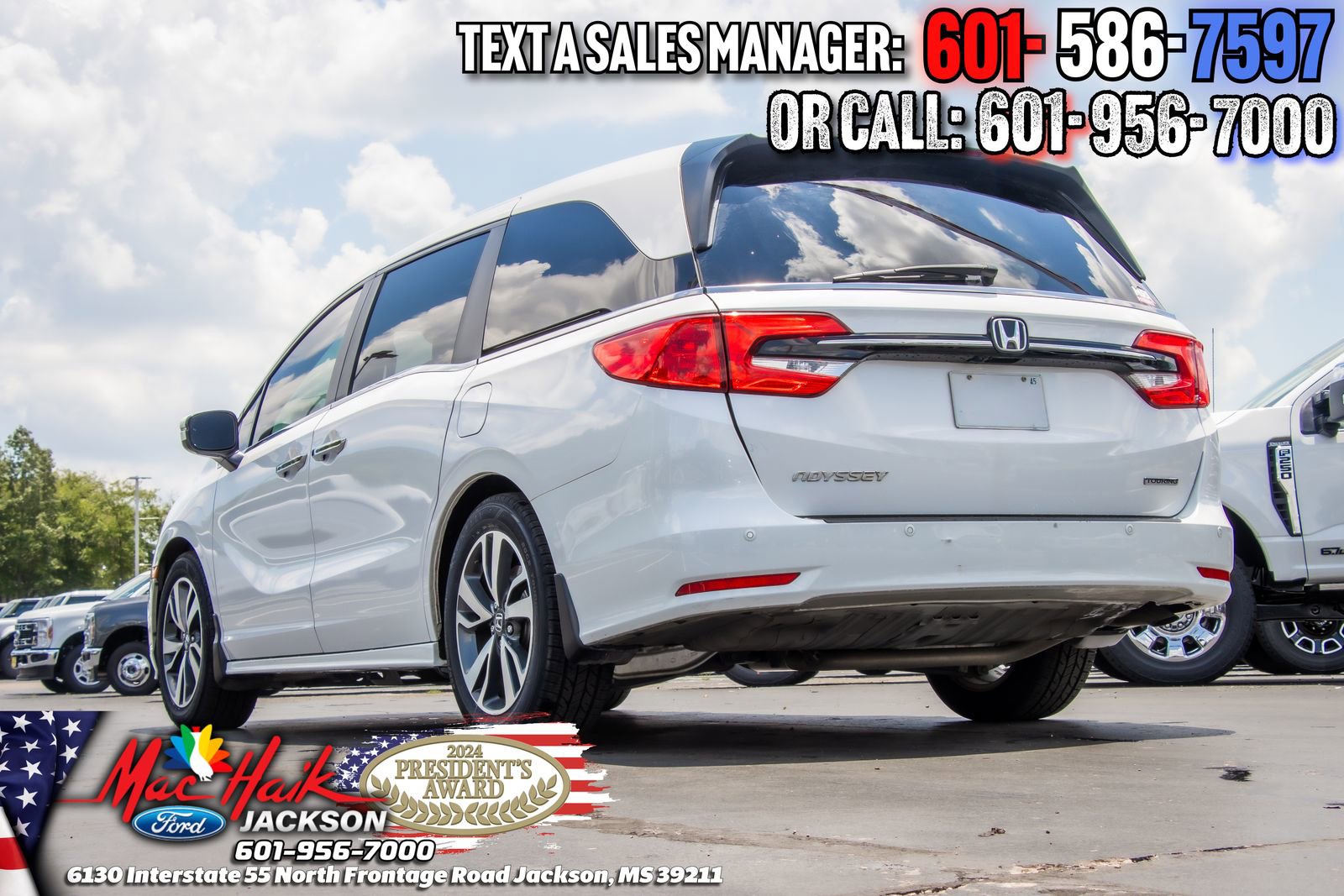 Used 2023 Honda Odyssey Touring image 3