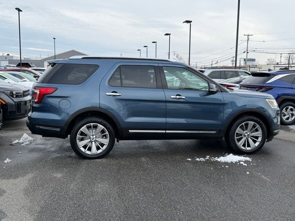 Certified 2018 Ford Explorer Limited image 12