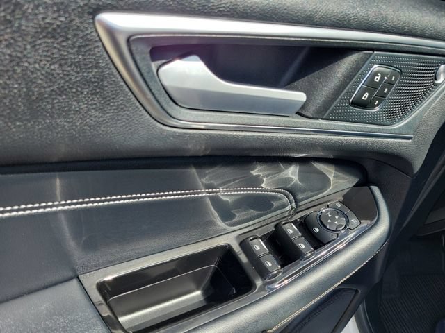 Certified 2019 Ford Edge Titanium w/ Equipment Group 301A AWD/4WD image 24