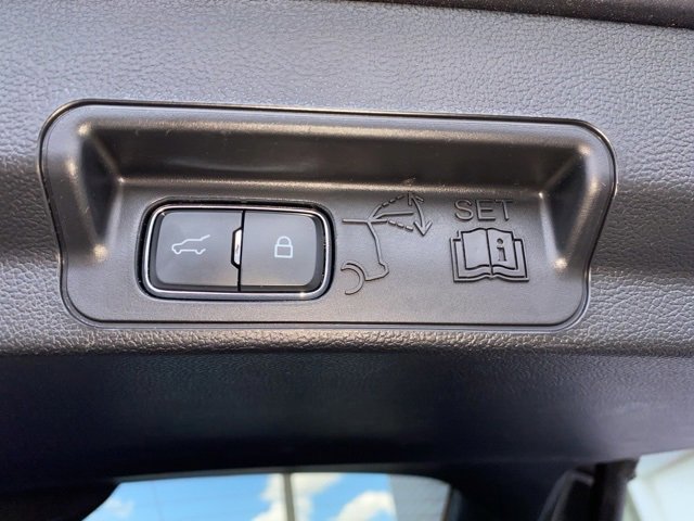 Certified 2023 Ford Explorer XLT w/ Equipment Group 202A image 24