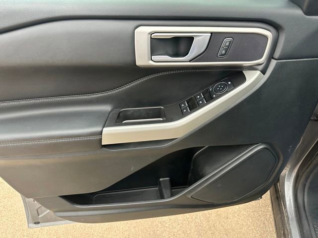 Certified 2023 Ford Explorer XLT w/ Equipment Group 202A AWD/4WD image 11