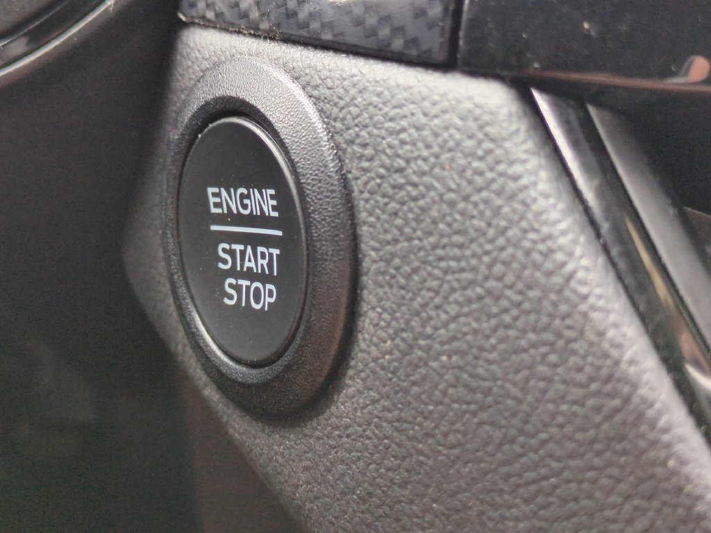 Certified 2024 Ford Escape ST-Line AWD/4WD image 30