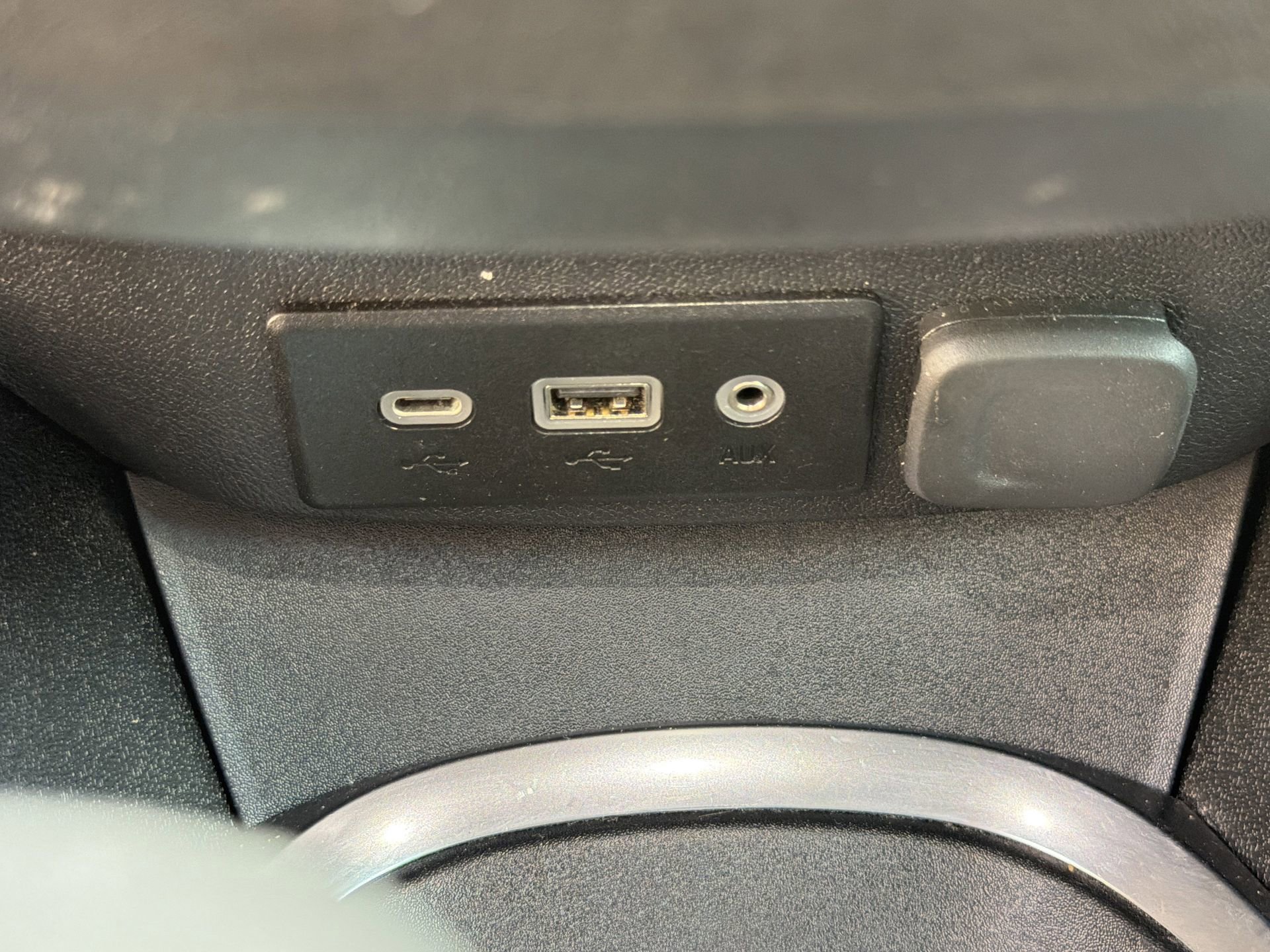 Used 2024 Chevrolet Malibu LT image 9