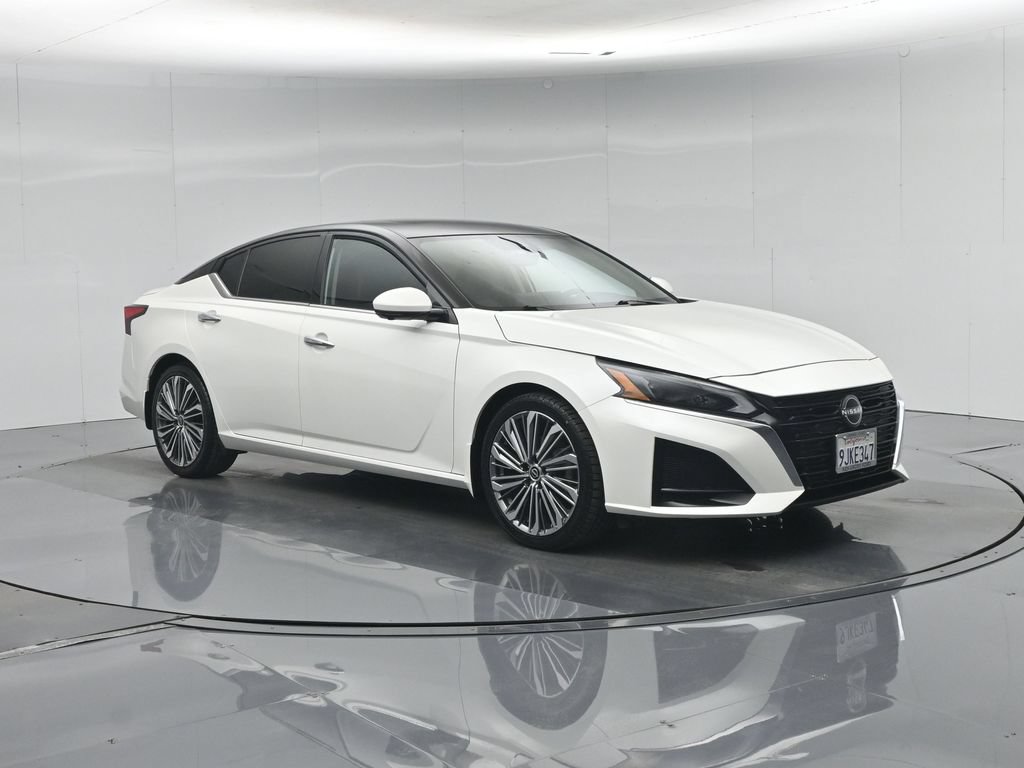 Used 2024 Nissan Altima 2.5 SL FWD image 7