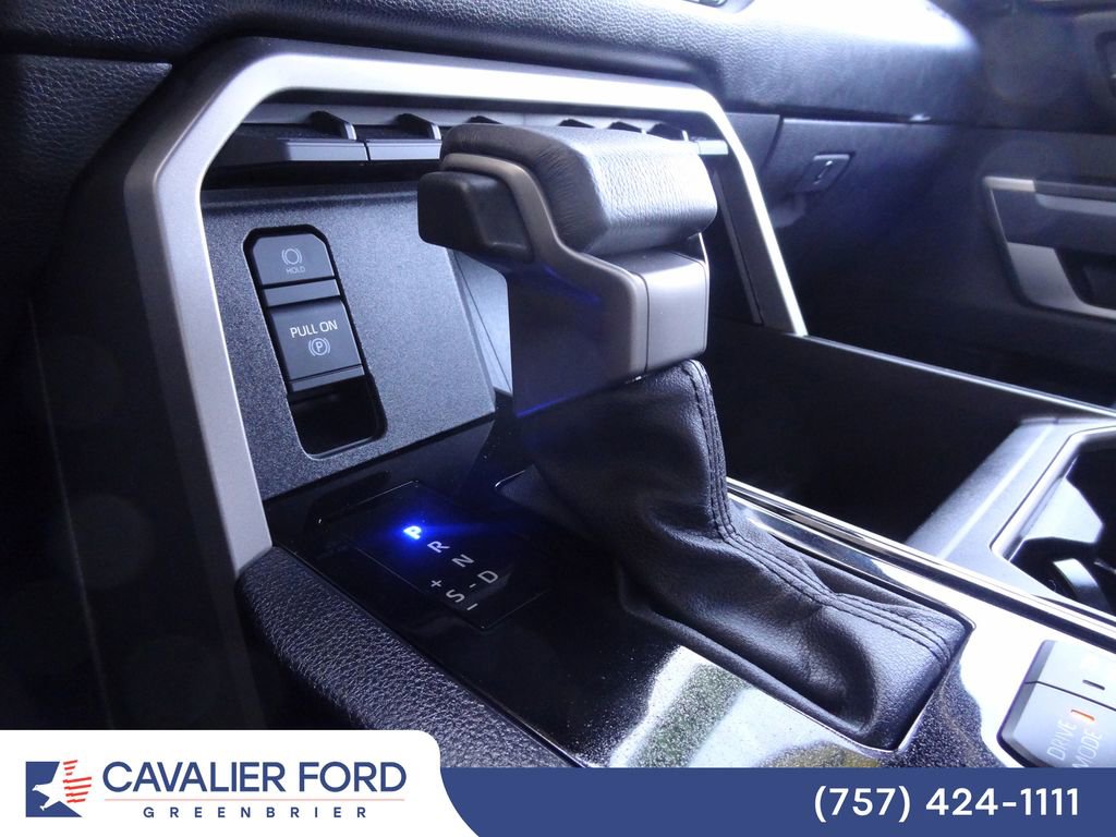 Used 2025 Toyota Tundra SR5 w/ SR5 Premium Package AWD/4WD image 32