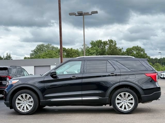 Certified 2023 Ford Explorer Limited w/ Hybrid Equipment Group 310A AWD/4WD image 45