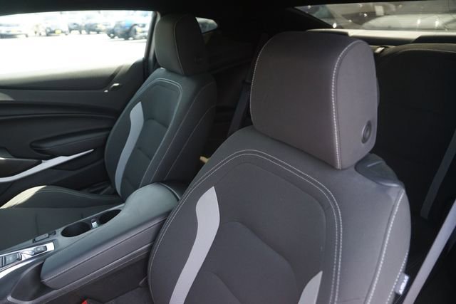 Used 2022 Chevrolet Camaro SS RWD image 10