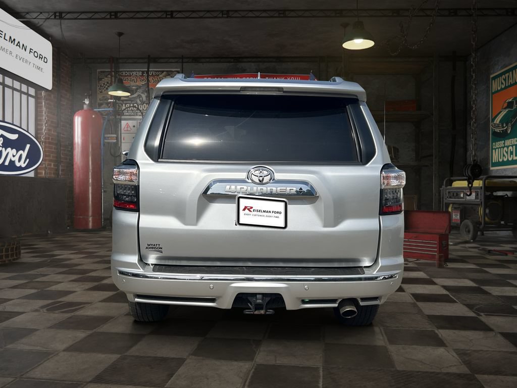 Used 2021 Toyota 4Runner Limited AWD/4WD image 5