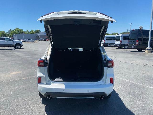 Certified 2023 Ford Escape ST-Line Select w/ Tech Pack #2 AWD/4WD image 8