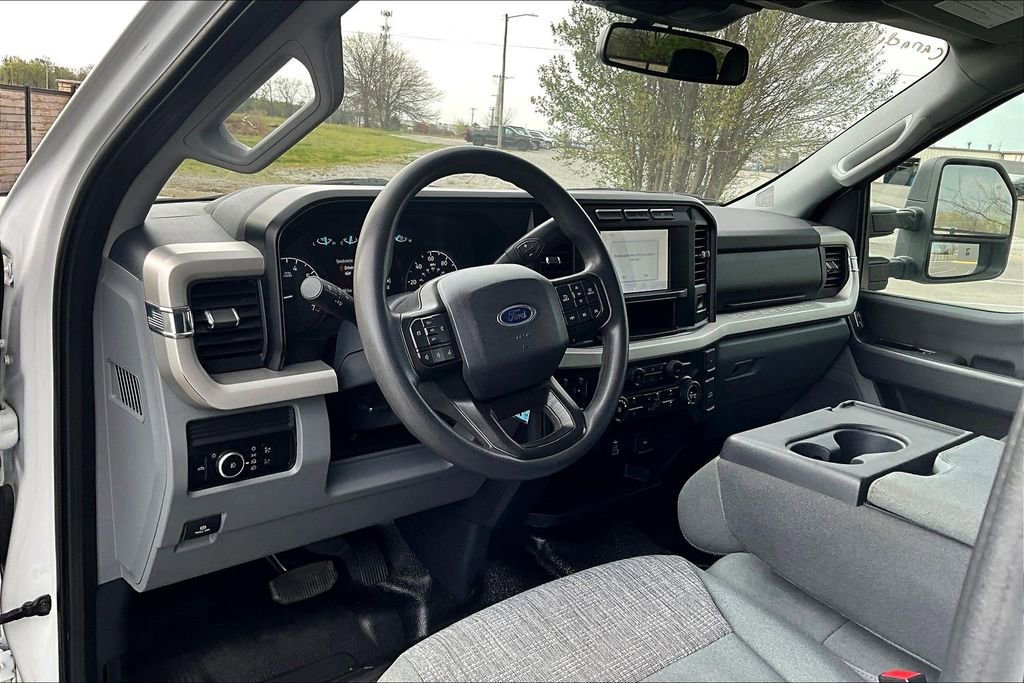 Certified 2023 Ford F350 XLT AWD/4WD image 10