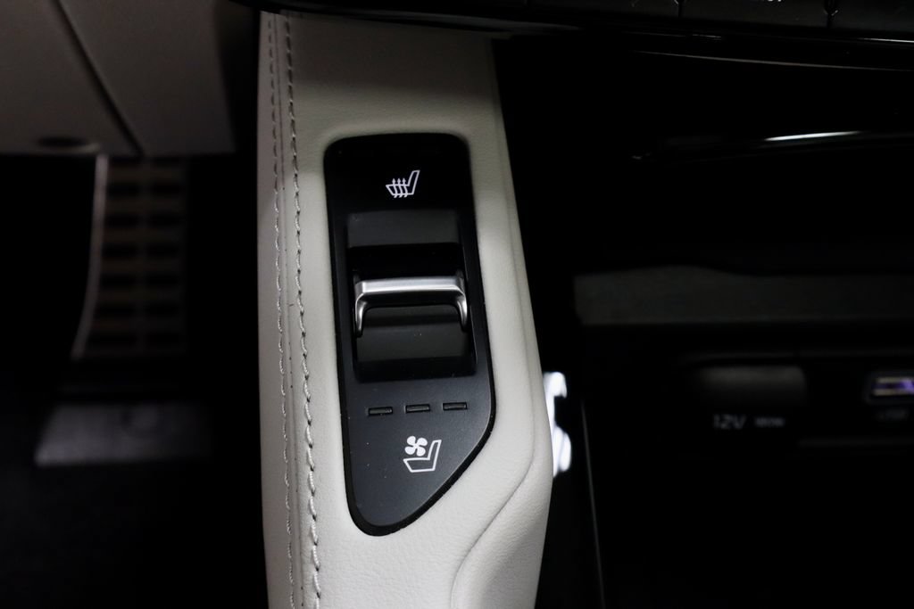 Used 2024 Kia Telluride SX AWD/4WD image 5