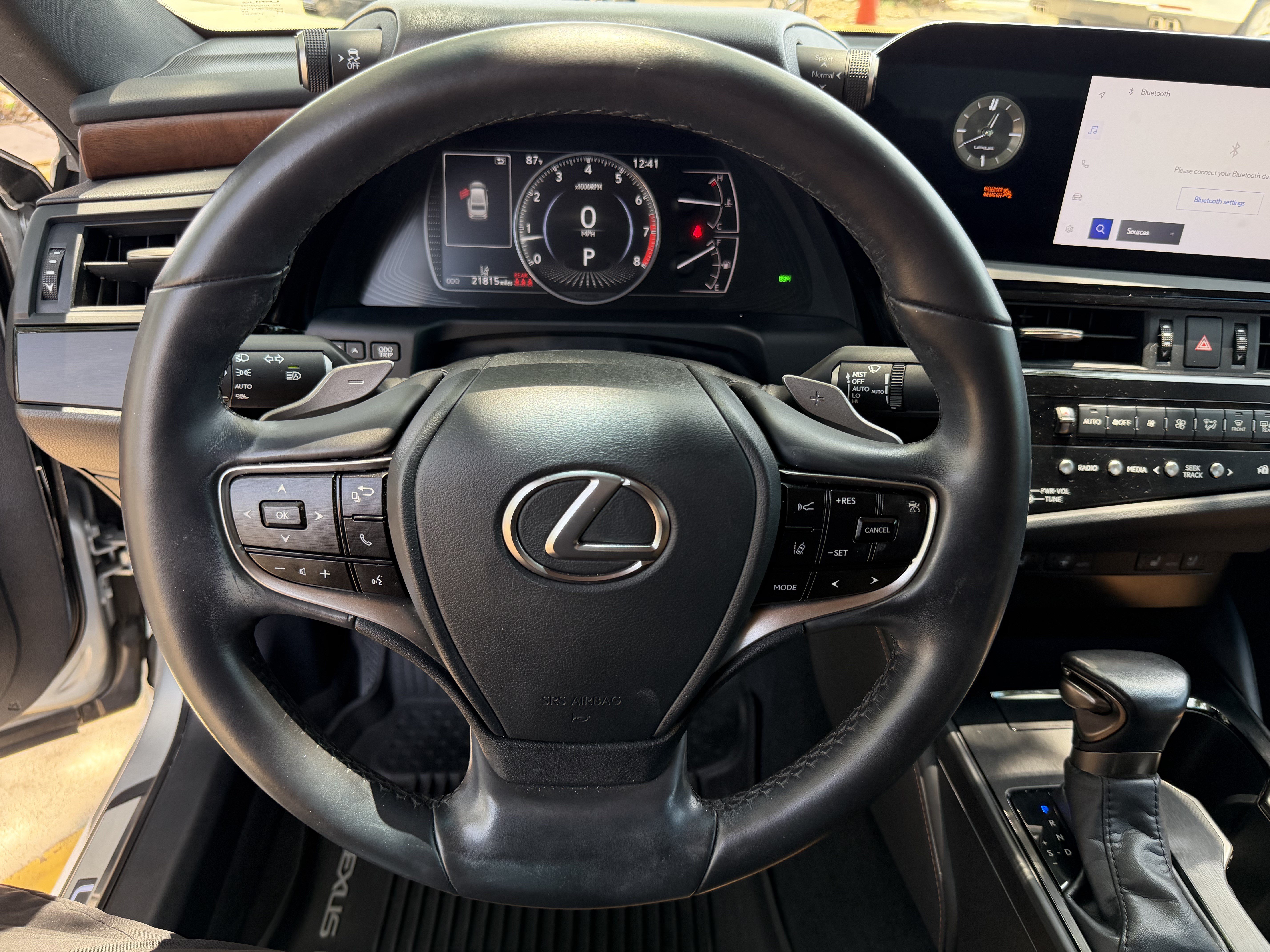 Used 2023 Lexus ES 350 w/ Premium Package FWD image 16