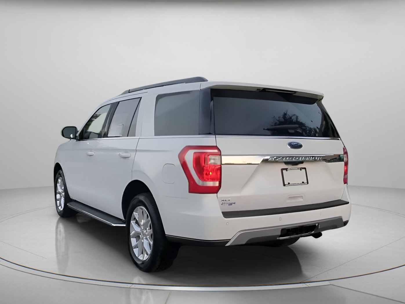 Certified 2021 Ford Expedition XLT RWD image 22
