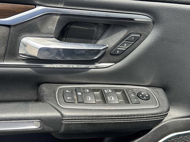 Used 2021 RAM 1500 Laramie AWD/4WD image 18