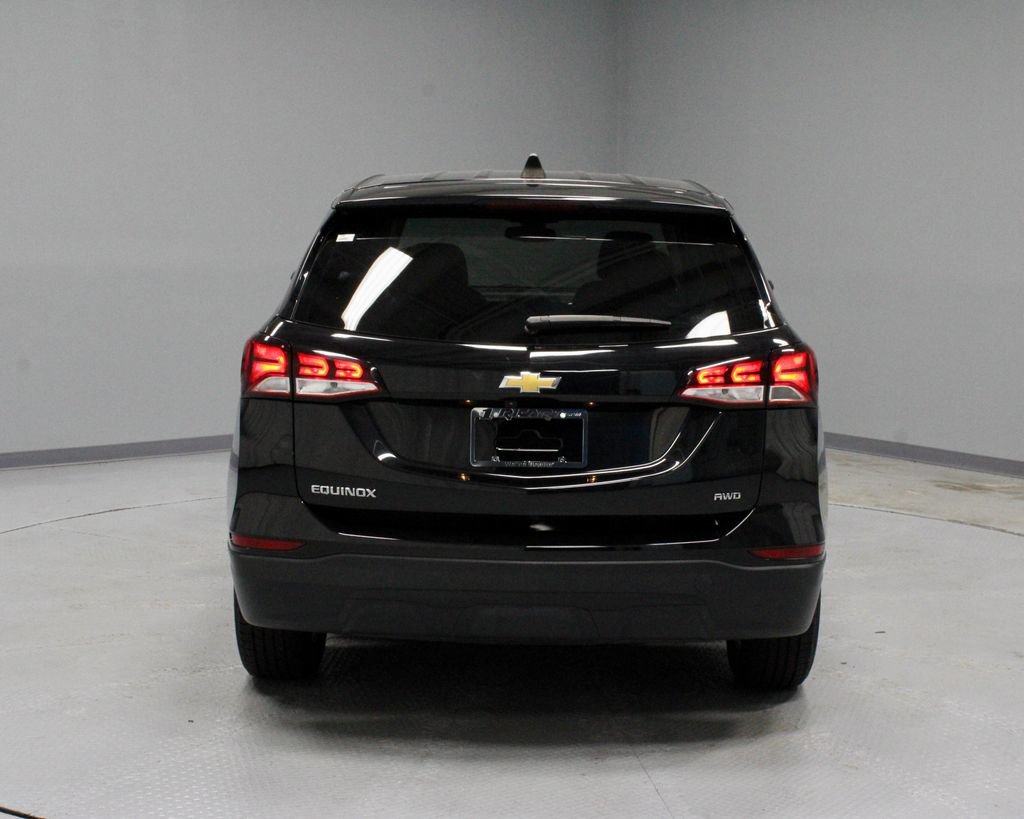 Used 2022 Chevrolet Equinox LS AWD/4WD image 10