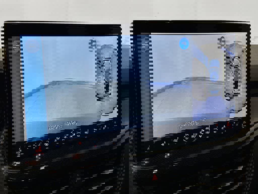 Certified 2024 Ford Escape ST-Line Elite w/ Premium Technology Package image 27