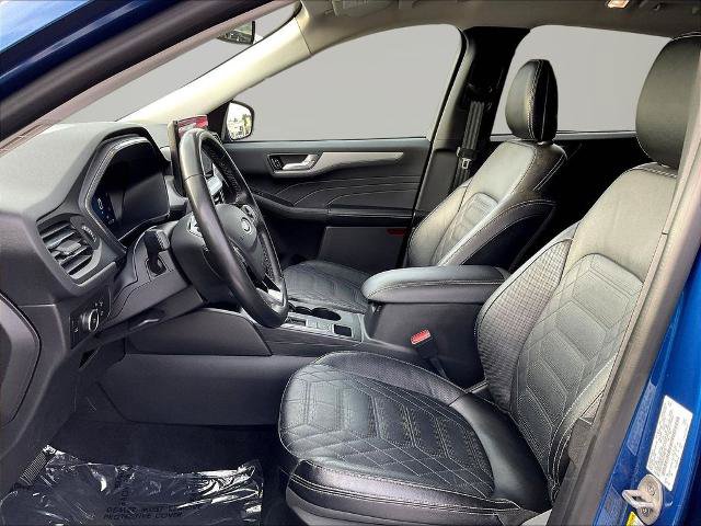 Certified 2023 Ford Escape Platinum w/ Premium Technology Package AWD/4WD image 22