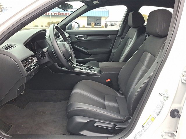 Used 2025 Honda Civic Sport image 13