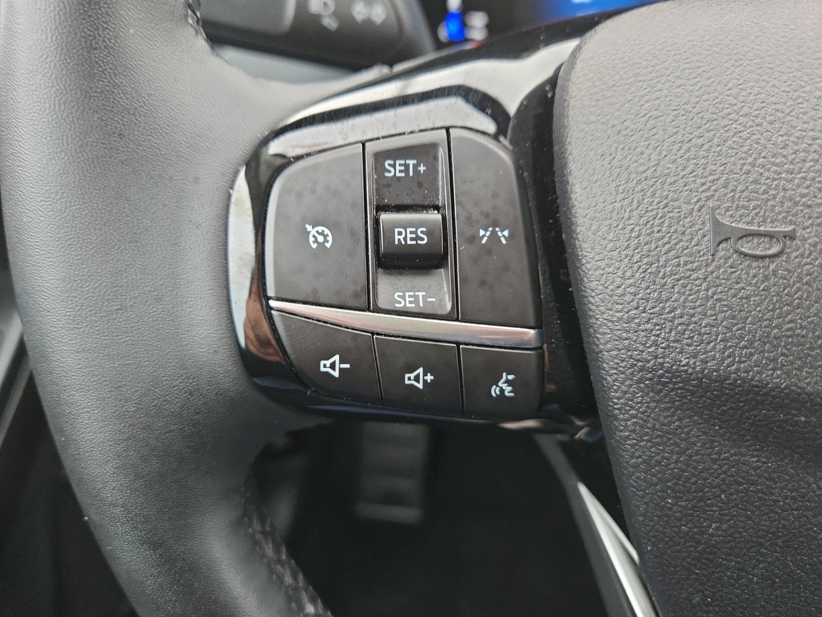 Certified 2023 Ford Escape Active AWD/4WD image 14