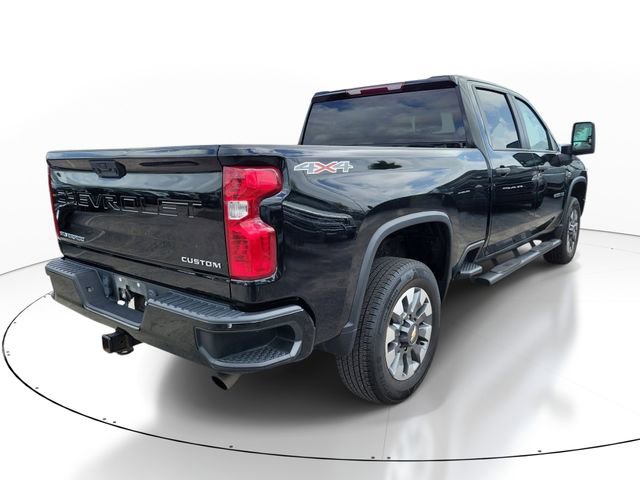Used 2023 Chevrolet Silverado 2500 Custom w/ Custom Convenience Package image 2