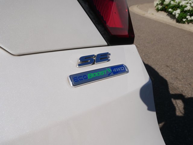 Certified 2019 Ford Escape SE AWD/4WD image 9