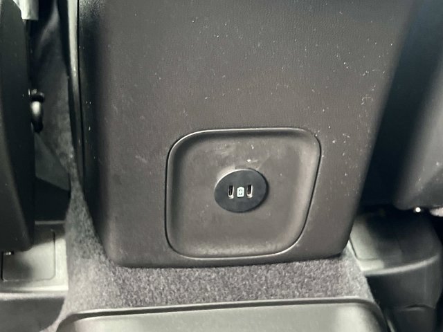 Certified 2023 Ford Escape Platinum w/ Premium Technology Package AWD/4WD image 15