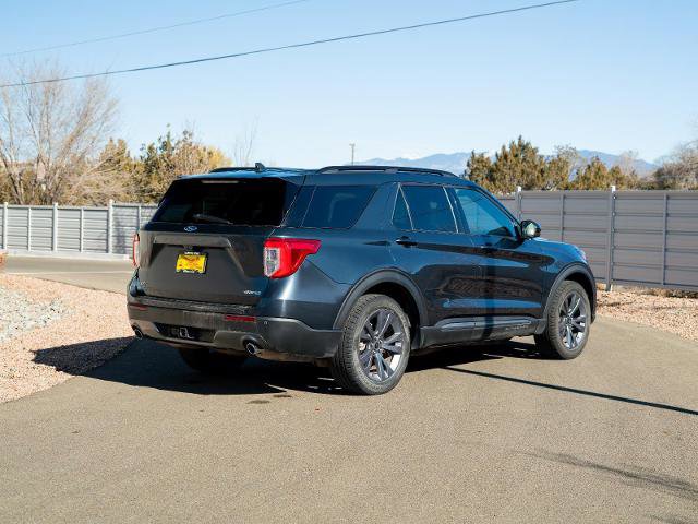 Certified 2022 Ford Explorer XLT w/ Equipment Group 202A image 4