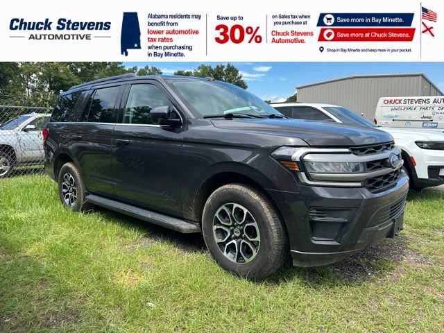 Certified 2024 Ford Expedition XLT RWD image 3