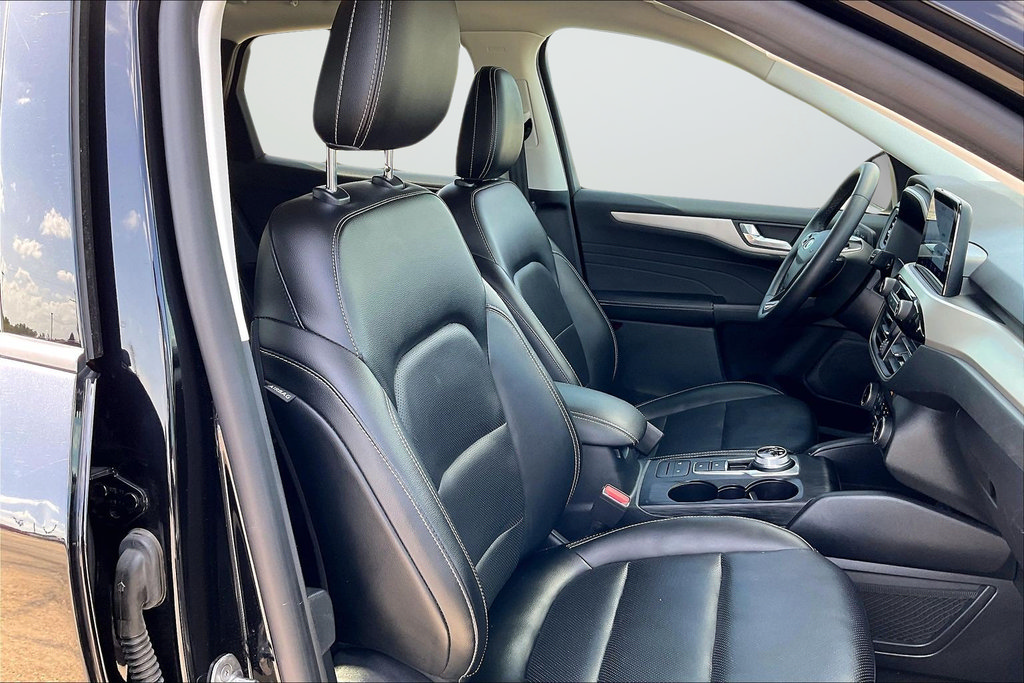 Certified 2022 Ford Escape SEL FWD image 15
