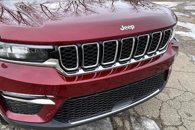 Used 2024 Jeep Grand Cherokee Limited image 27