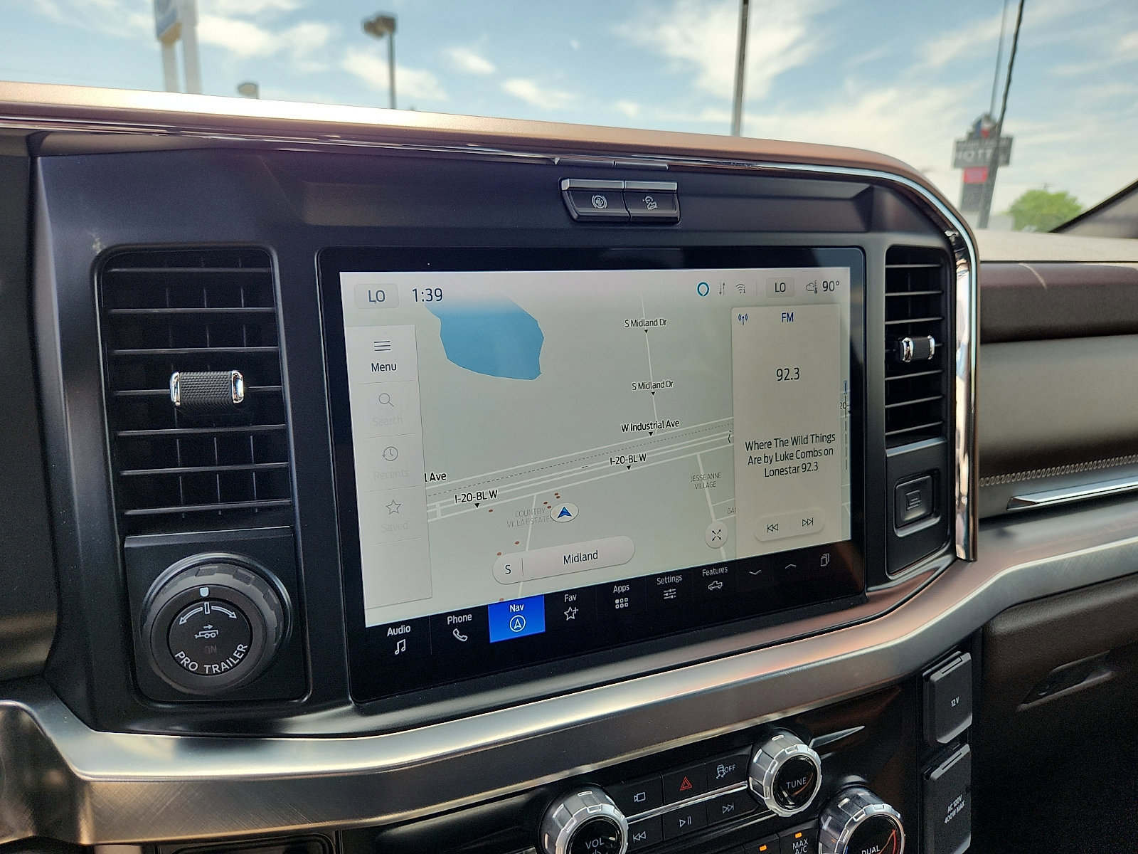 Certified 2025 Ford F250 King Ranch w/ FX4 Off-Road Package image 12