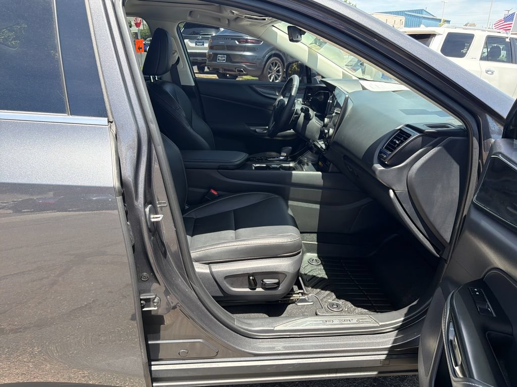 Used 2025 Lexus NX 350 AWD w/ Accessory Package (2T) image 31