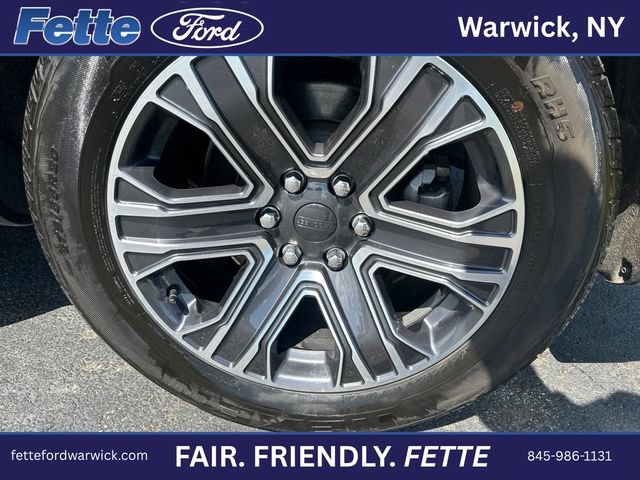 Used 2024 Jeep Wagoneer Series II w/ Flexible Seating Group AWD/4WD image 12