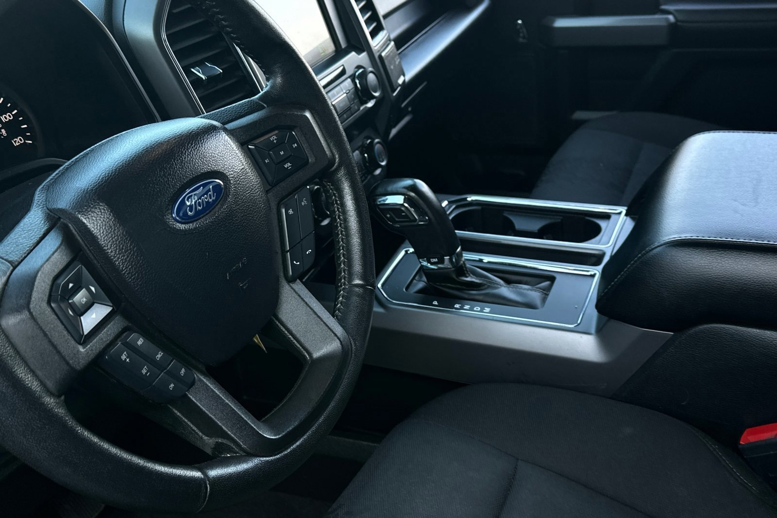 Certified 2020 Ford F150 XLT w/ Equipment Group 302A Luxury image 9