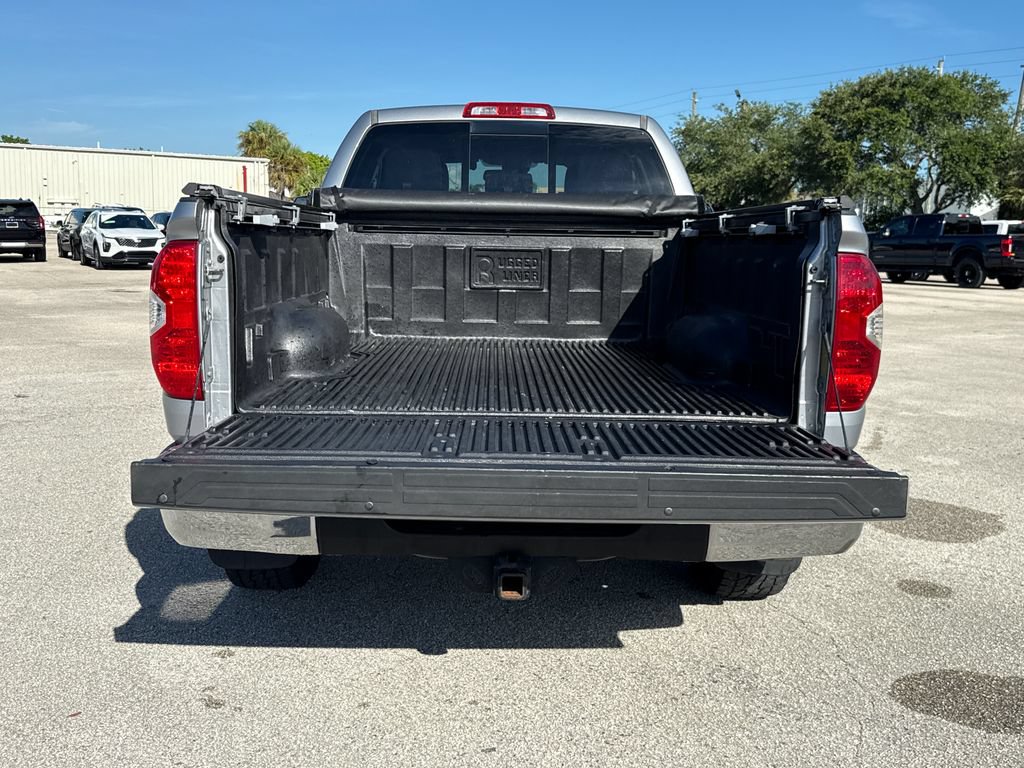 Used 2018 Toyota Tundra SR5 w/ SR5 Upgrade Package RWD image 27