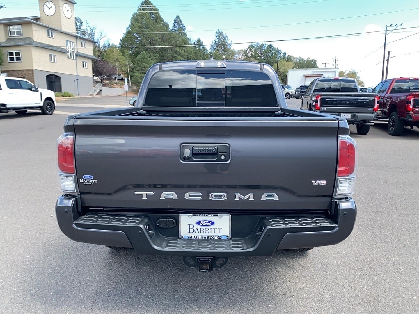 Used 2020 Toyota Tacoma TRD Sport w/ Technology Package AWD/4WD image 6