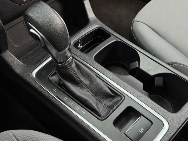Certified 2019 Ford Escape S image 19