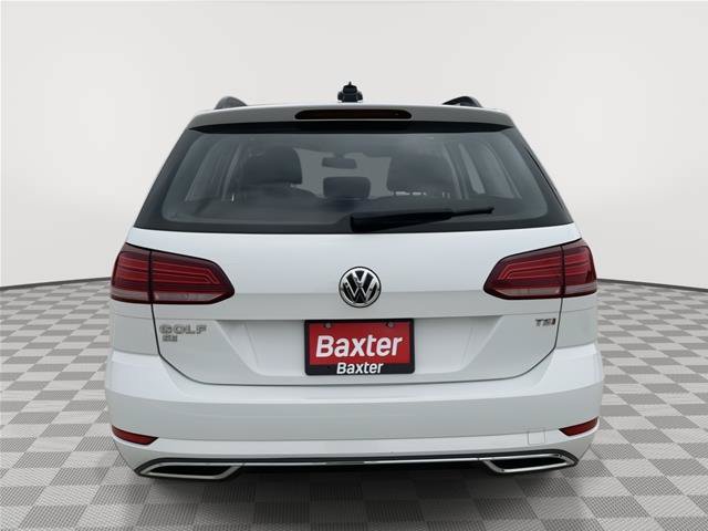 Used 2018 Volkswagen Golf SE FWD image 5