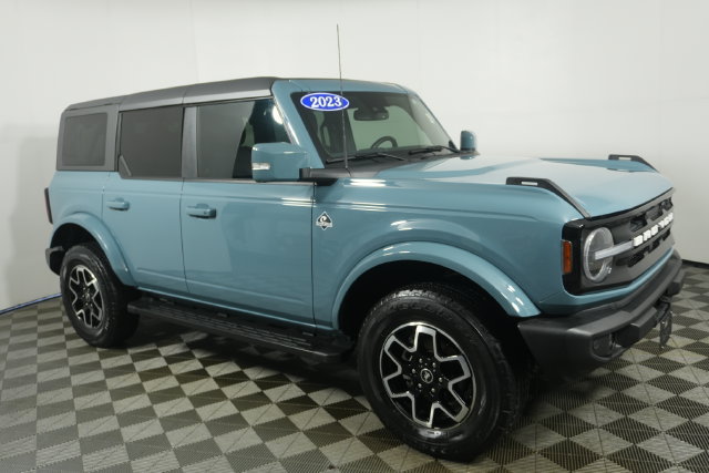Certified 2023 Ford Bronco Outer Banks AWD/4WD image 2