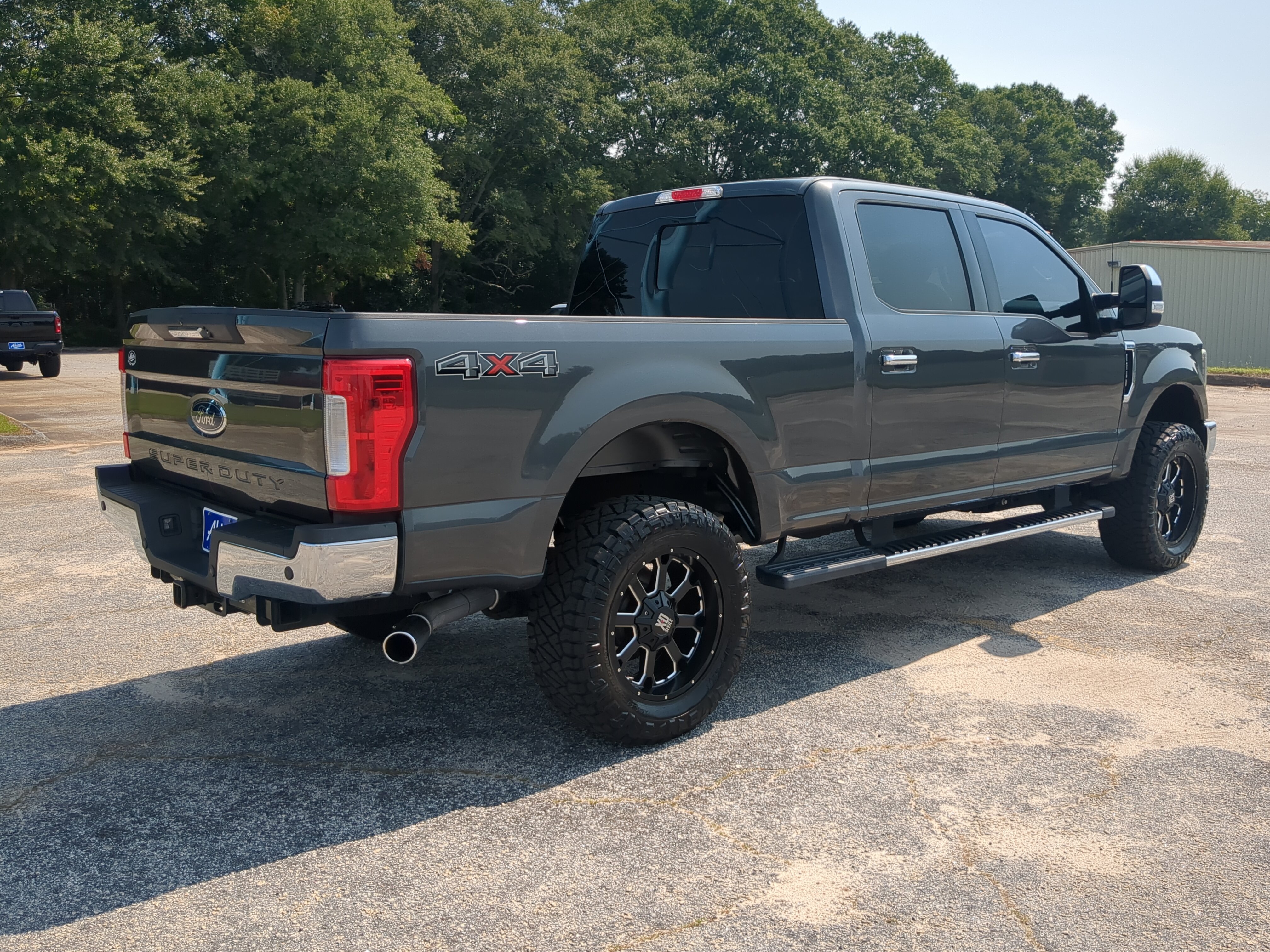 Certified 2018 Ford F250 Lariat w/ Chrome Package AWD/4WD image 3