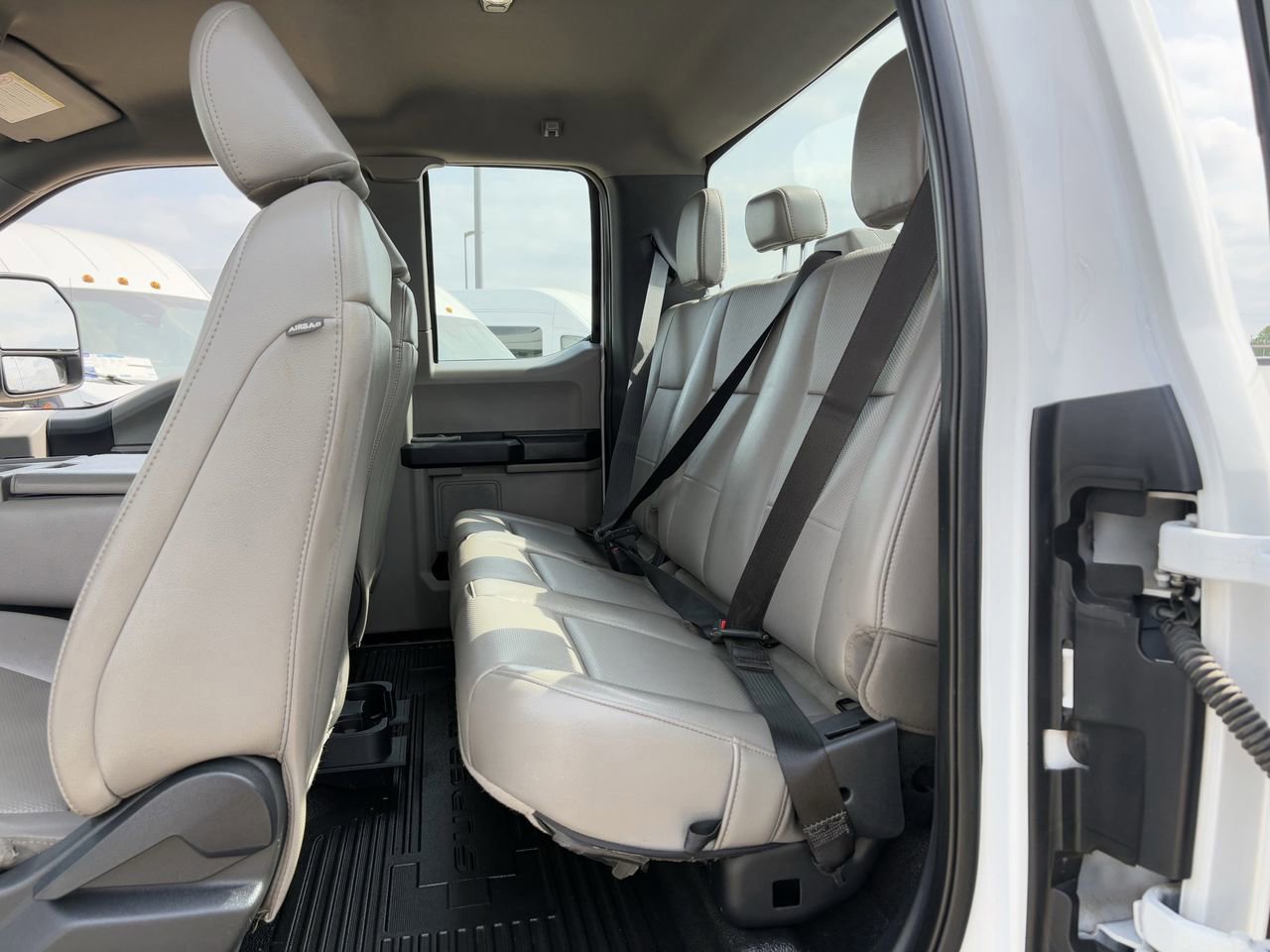 Certified 2022 Ford F250 XL w/ Power Equipment Group image 27