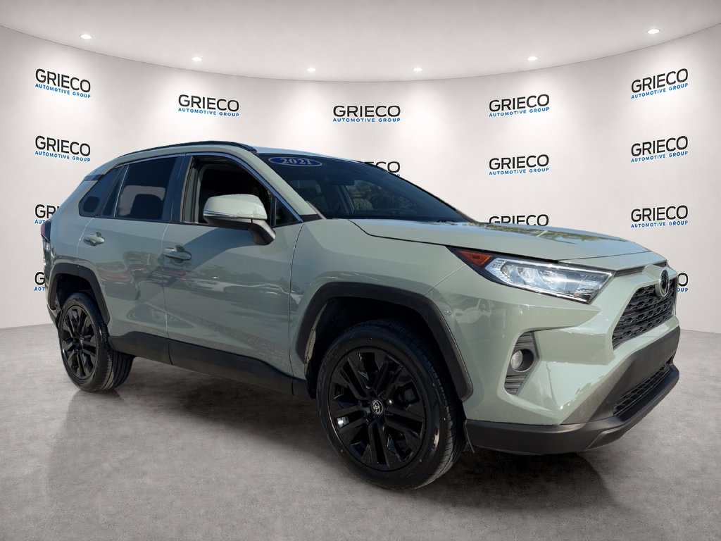 Used 2021 Toyota RAV4 XLE Premium FWD image 1