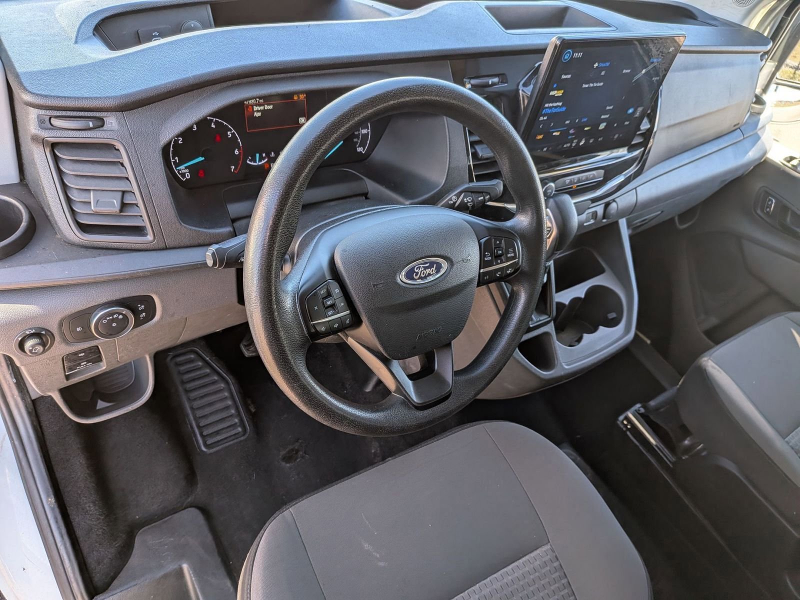 Certified 2024 Ford Transit 350 XLT RWD image 11